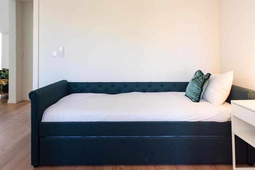 Apartment Pardal 2b - Penthouse In Alcantara - Parking Nearby