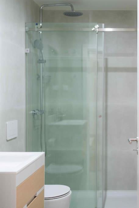 Pardal 2b - Penthouse In Alcantara - Parking Nearby